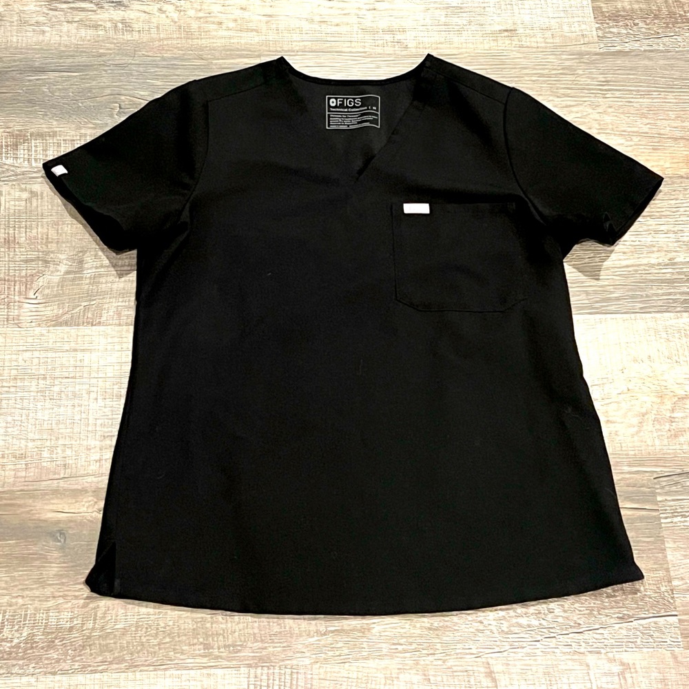 Figs Black One Pocket Scrub Top - Size Medium